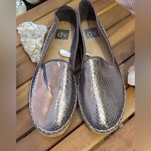 Dolce Vita Metallic Snakeskin Print Flats, sz 9